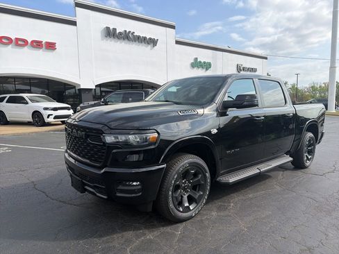 New 2026 RAM 1500 4x4 Crew Cab image 3