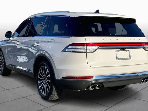 Used 2023 Lincoln Aviator Reserve w/ Elements Package Plus image 11