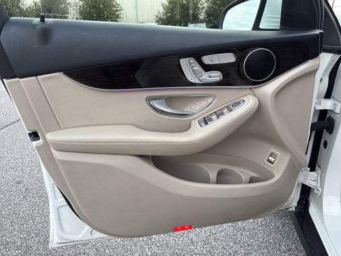 Certified 2022 Mercedes-Benz GLC 300 GLC 300 image 12