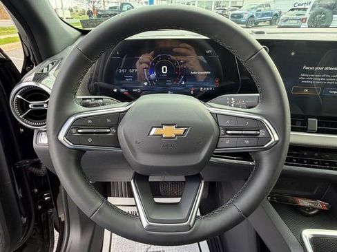 New 2026 Chevrolet Equinox LT w/ Convenience Package II AWD/4WD image 24