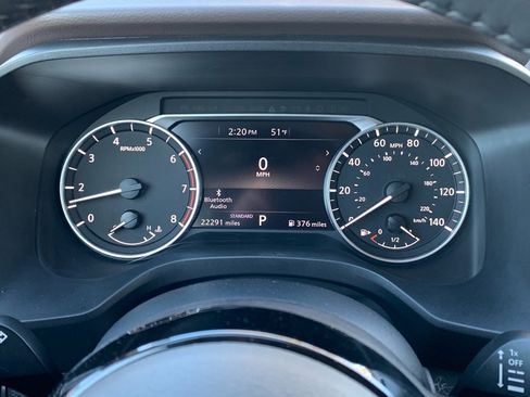 Used 2023 Nissan Rogue SV w/ SV Premium B Package image 11