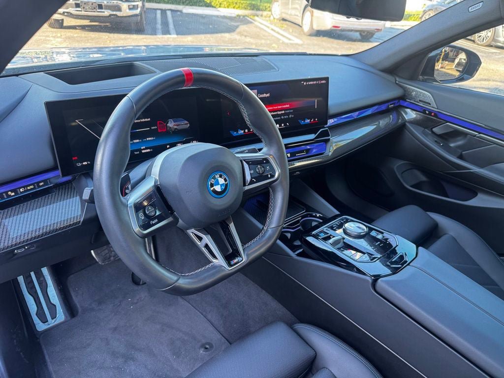 Used 2024 BMW i5 M60 w/ Premium Package AWD/4WD image 6