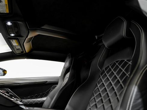 Used 2016 Lamborghini Aventador LP 700-4 image 31