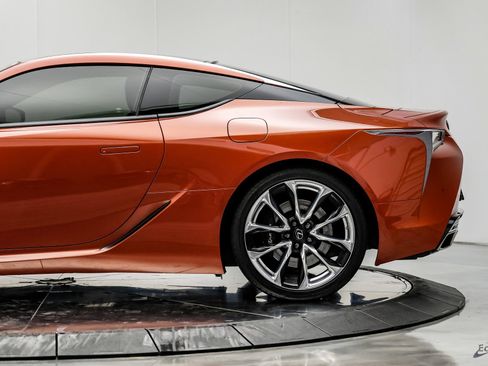 Used 2021 Lexus LC 500 Coupe w/ Performance Package RWD image 9
