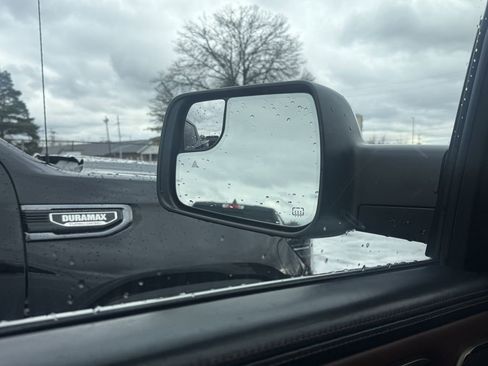 Used 2022 RAM 1500 Limited image 15