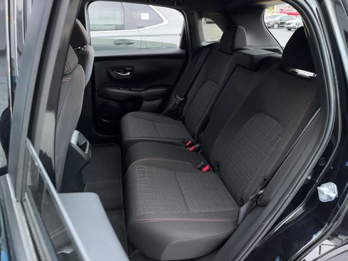 Used 2025 Honda HR-V Sport image 27