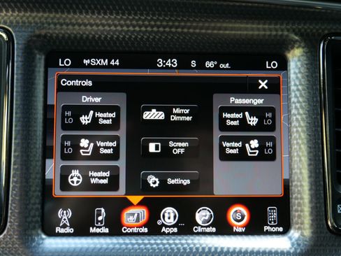 Used 2015 Dodge Challenger SRT Hellcat image 24