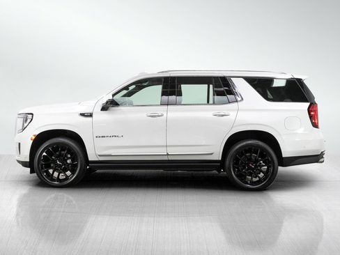Used 2024 GMC Yukon Denali w/ Denali Reserve Package AWD/4WD image 2