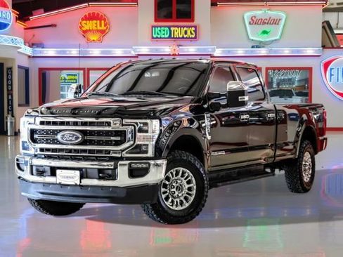 Used 2022 Ford F350 Lariat w/ Lariat Ultimate Package image 2