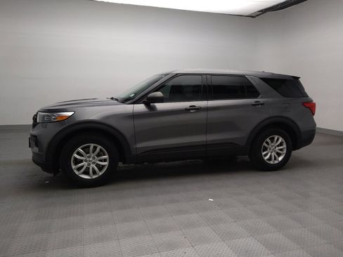Used 2021 Ford Explorer 2WD image 2