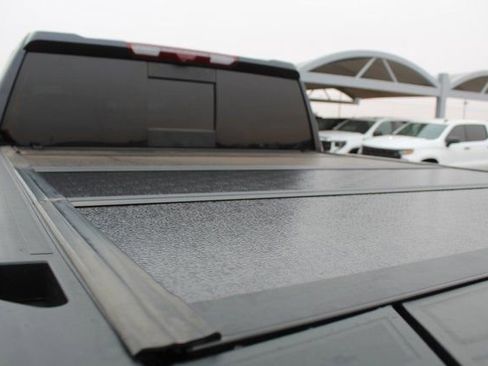 Used 2024 GMC Sierra 1500 AT4 w/ Technology Package image 7