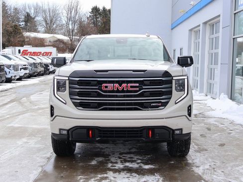 New 2026 GMC Sierra 1500 AT4 w/ AT4 Premium Package AWD/4WD image 5