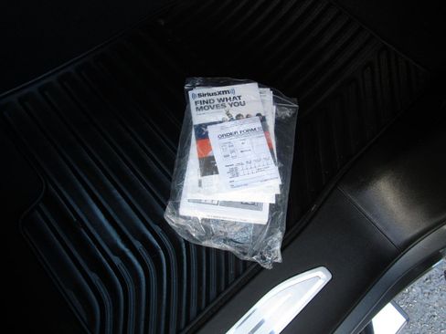 Used 2022 Chevrolet Silverado 1500 RST w/ Safety Package image 33