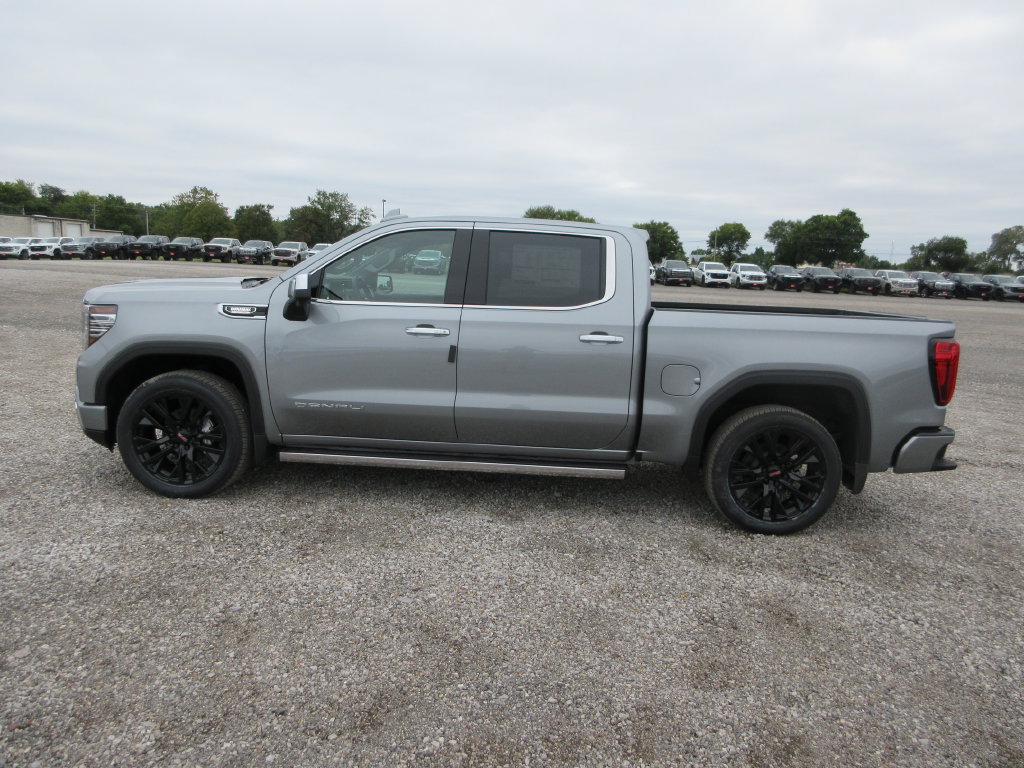New 2026 GMC Sierra 1500 Denali AWD/4WD image 9
