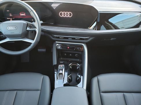 New 2025 Audi Q5 Premium image 9