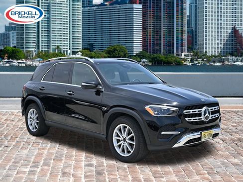 Used 2024 Mercedes-Benz GLE 450e 4MATIC image 3