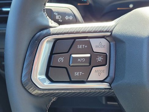 New 2025 Ford Mustang Coupe image 40