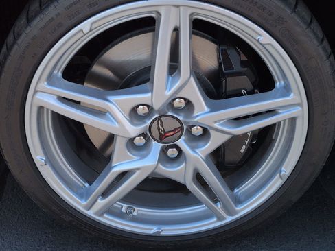 Used 2023 Chevrolet Corvette Stingray Preferred Conv w/ Z51 Performance Package image 13