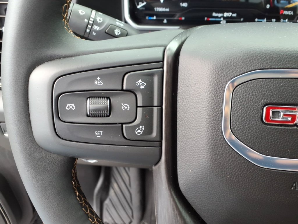 Used 2026 GMC Sierra 2500 AT4 w/ AT4 Premium Plus Package AWD/4WD image 35