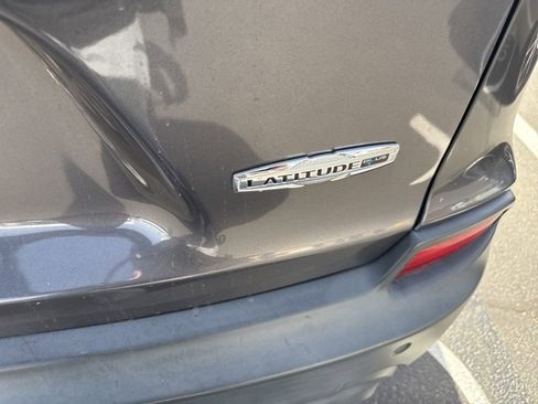 Used 2020 Jeep Cherokee Latitude Plus FWD image 4