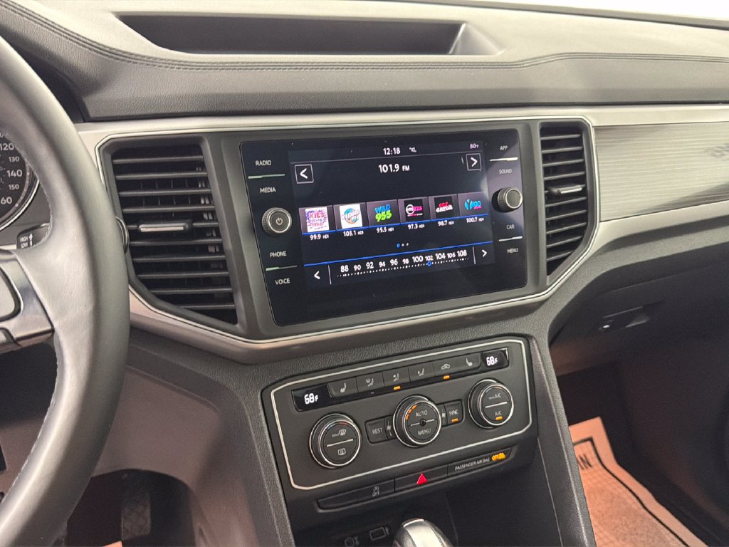 Used 2019 Volkswagen Atlas SE w/ Panoramic Sunroof Package FWD image 21