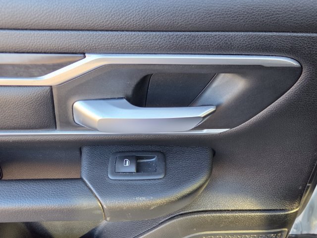 Used 2022 RAM 1500 Big Horn AWD/4WD image 11
