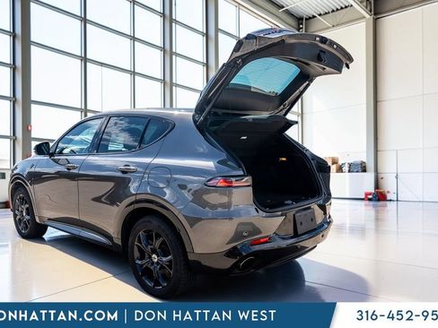 Used 2024 Dodge Hornet R/T Plus w/ R/T Blacktop Package AWD/4WD image 27