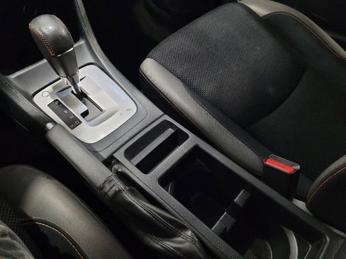 Used 2017 Subaru Crosstrek 2.0i Premium image 26