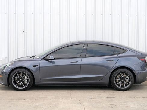 Used 2023 Tesla Model 3 Standard Range image 50