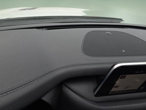 Used 2019 Kia Stinger Premium image 7