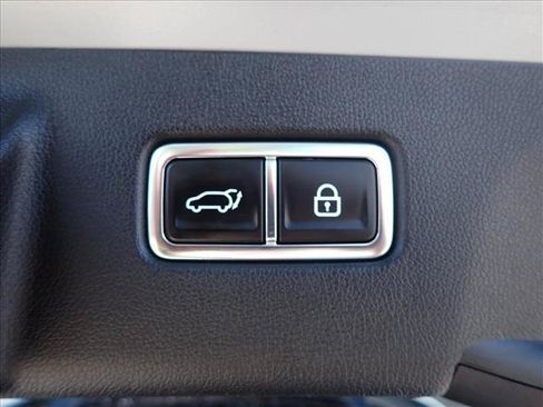 Used 2022 Kia Sorento X-Line EX AWD/4WD image 9