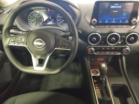 Used 2025 Nissan Sentra SV FWD image 22