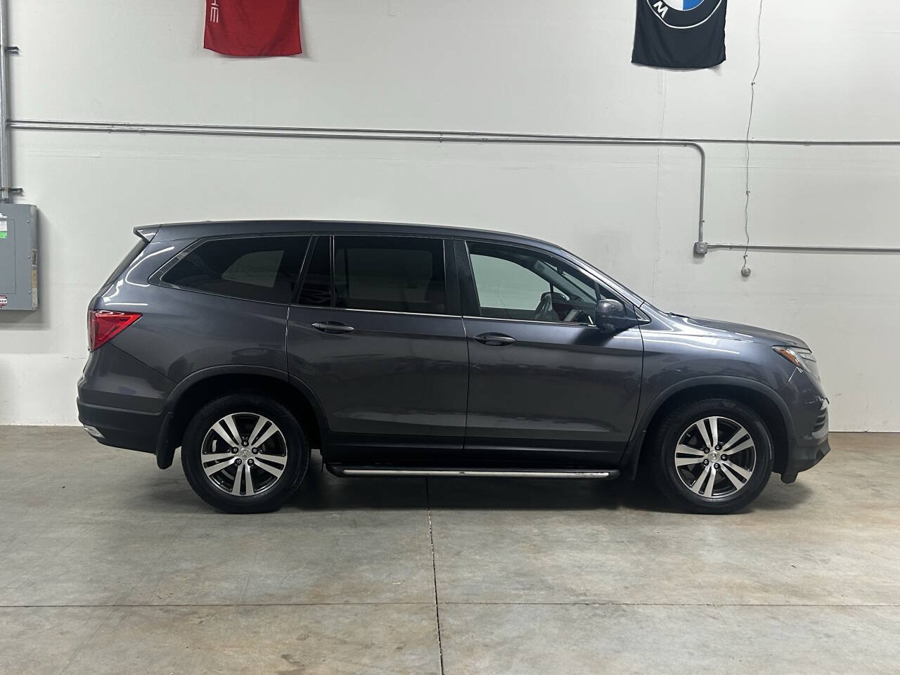 Used 2016 Honda Pilot EX image 2