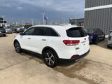 Used 2017 Kia Sorento EX image 2