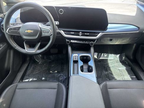 Used 2024 Chevrolet Equinox EV LT FWD image 14