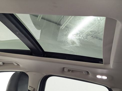 Used 2019 Ford Escape SEL image 20