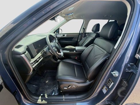 Used 2026 Hyundai Santa Fe SEL AWD/4WD image 13