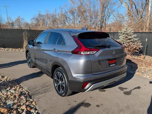 Used 2022 Mitsubishi Eclipse Cross SEL image 3
