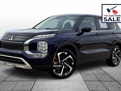 Used 2024 Mitsubishi Outlander SE