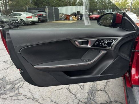 Used 2016 Jaguar F-TYPE Coupe image 18