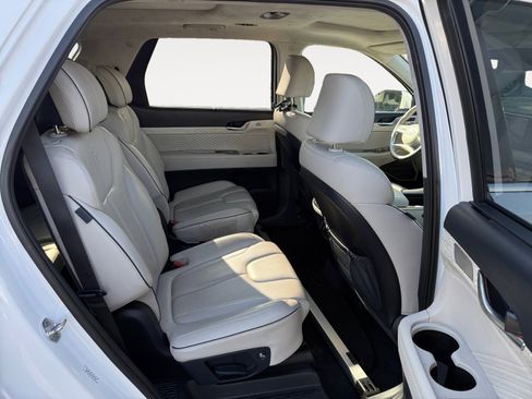 Used 2023 Hyundai Palisade Calligraphy w/ Cargo Package AWD/4WD image 18