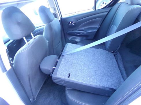 Used 2019 Nissan Versa SV image 26