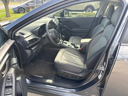 Used 2024 Subaru Crosstrek 2.0i Premium AWD/4WD image 9