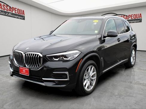 Used 2023 BMW X5 xDrive40i w/ Premium Package image 1