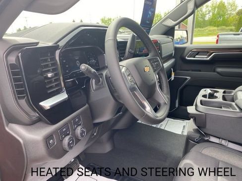 New 2025 Chevrolet Silverado 1500 LT image 12