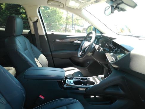 Certified 2023 Buick Envision Essence AWD/4WD image 5
