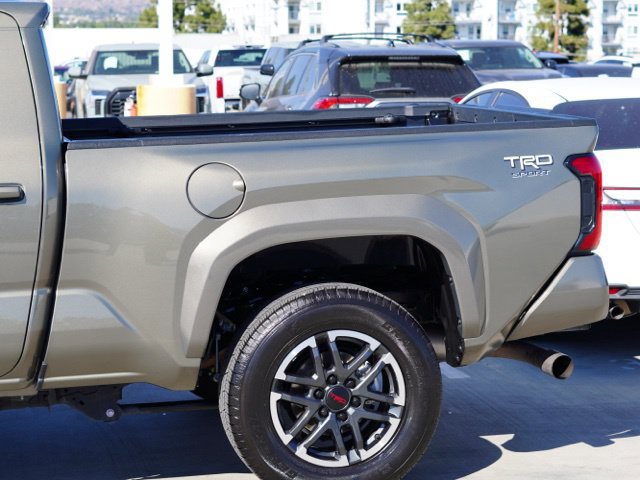 Certified 2026 Toyota Tacoma TRD Sport AWD/4WD image 12