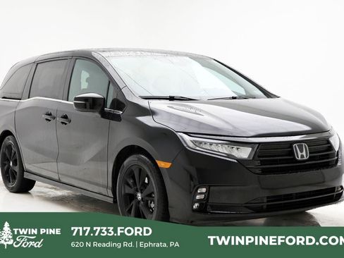 Used 2024 Honda Odyssey Sport image 1