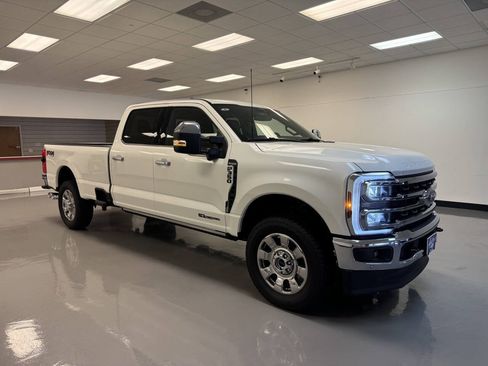 Used 2025 Ford F350 King Ranch w/ Chrome Package AWD/4WD image 3