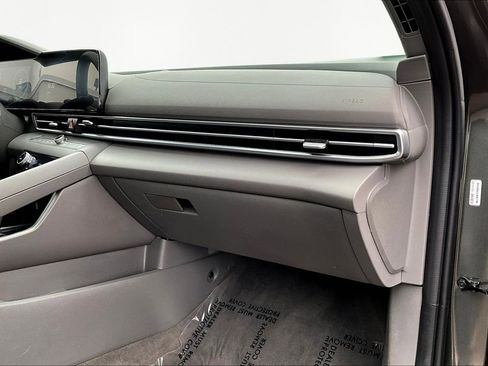 Used 2024 Hyundai Elantra SEL w/ Convenience Package image 14